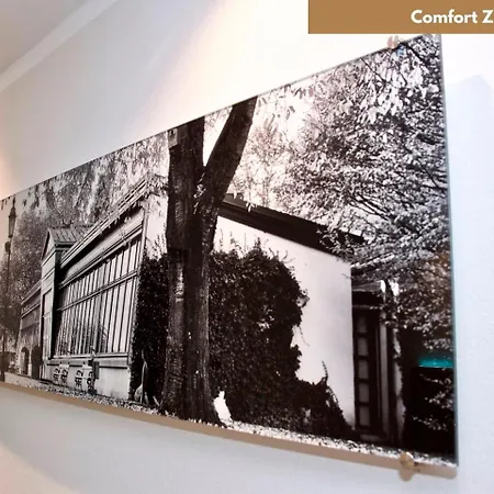 سور بوست فندق إيسمانينغ