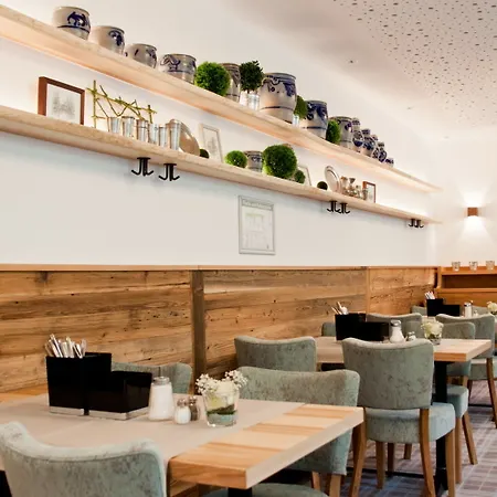 سور بوست 3* إيسمانينغ