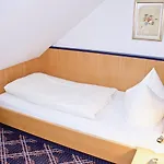 Zur Post Hotel 3*