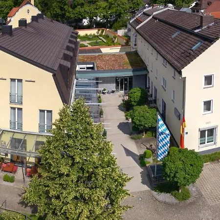 Hotel Zur Post 3*