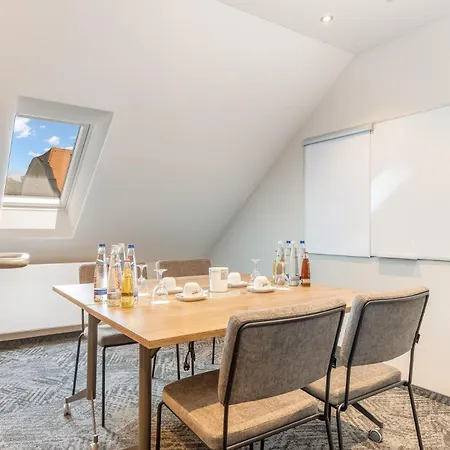 Zur Post Hotel 3*